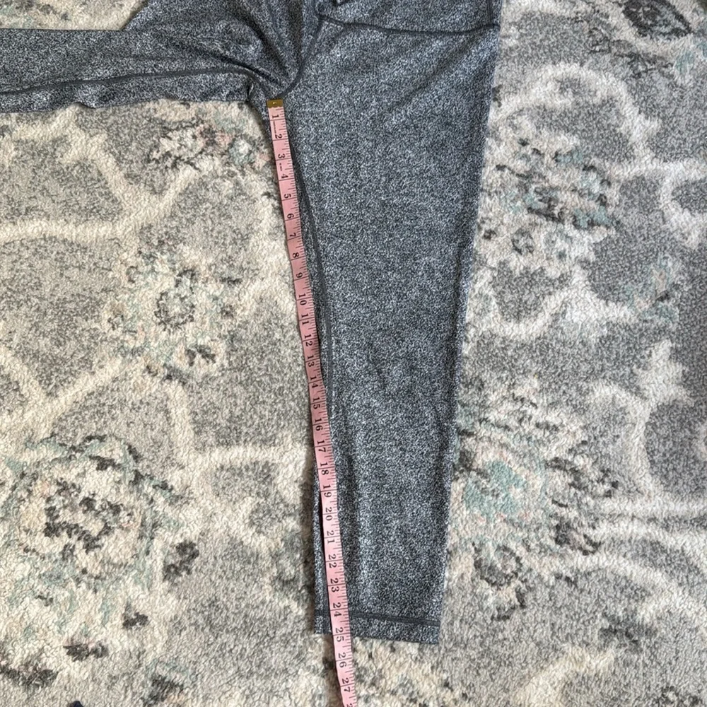Lululemon Wunder Under Leggings - Picture 9 of 11